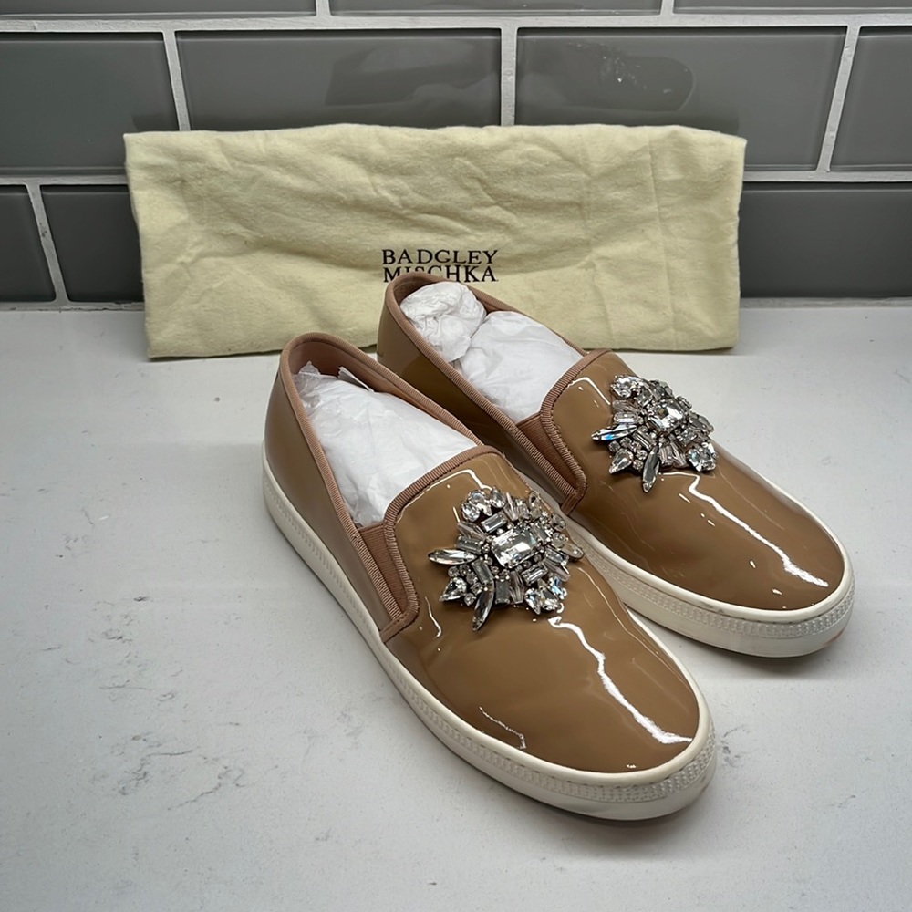 Badgley Mischka Beige Barre Latte Satin Crystal Sneakers Size‎ 7.5